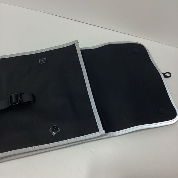 Rains Brand Black Reflective Waterproof Backpack Bag New - Picture 3 of 16